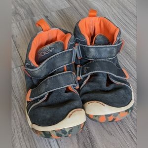 Plae Max suede boots